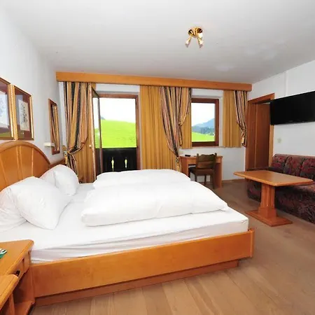 Hotel & Sport Moedlinger